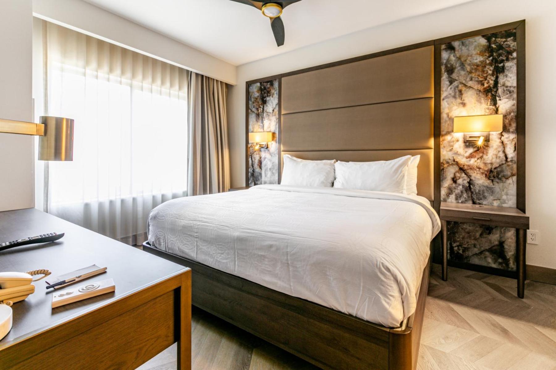 At Canyons By White Pines Aparthotel 5*