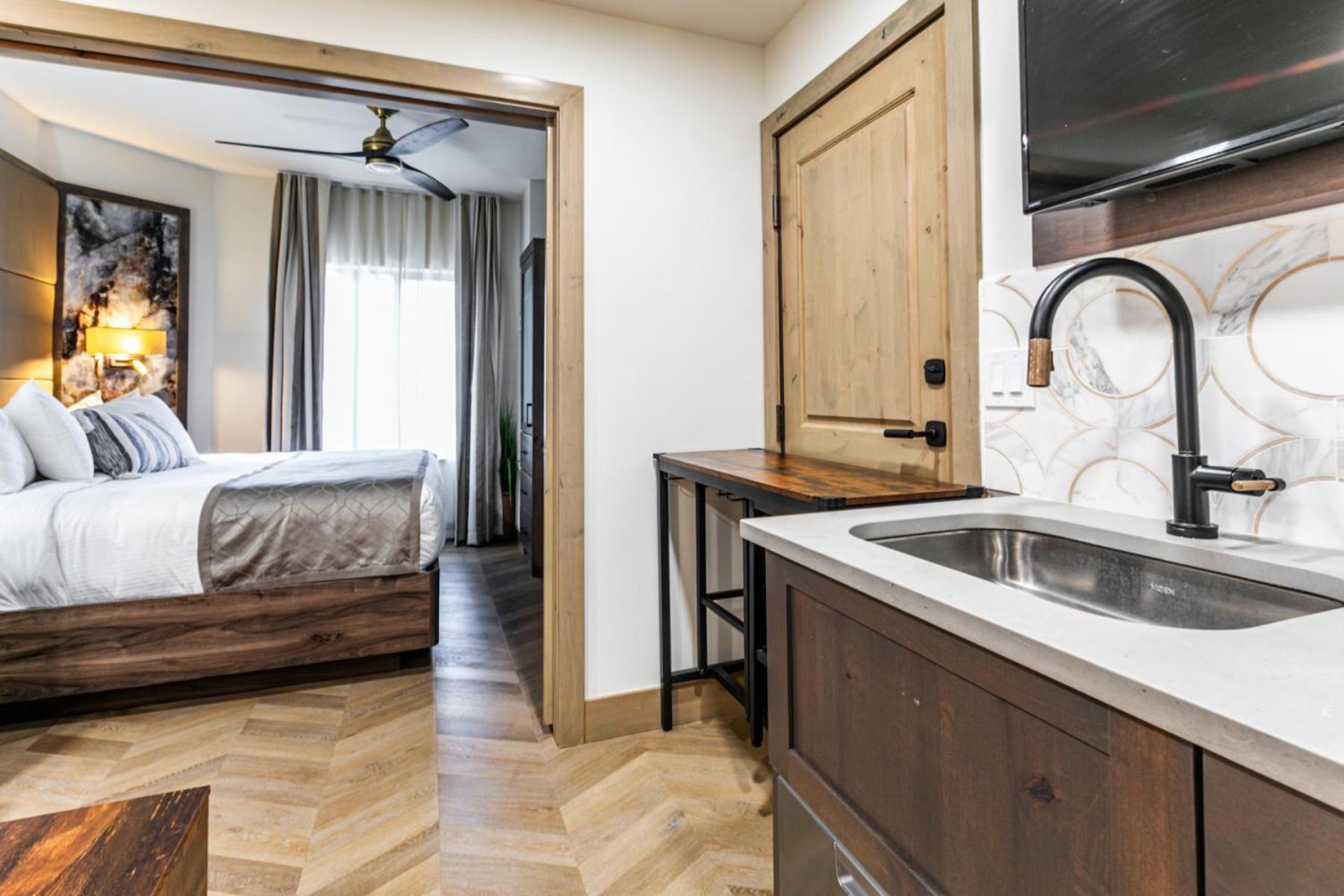 Aparthotel At Canyons By White Pines