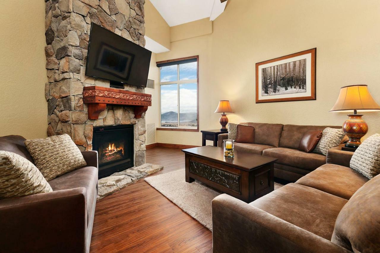 At Canyons By White Pines Aparthotel
